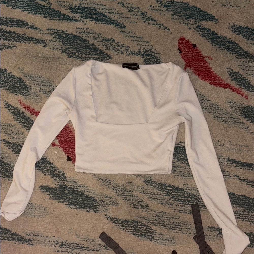 PrettyLittleThing White Fitted Crop Blouse with Bib Collar